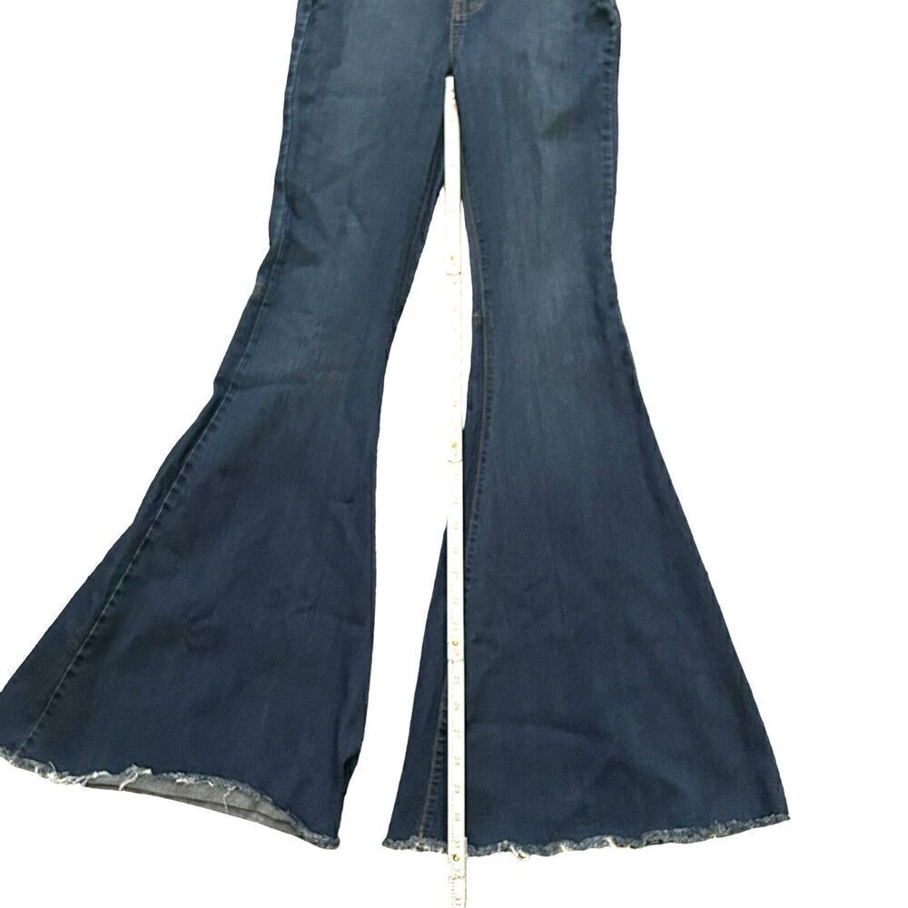 Dior Carter Women's Bell 15" Bottom Flare Distressed Jeans, Size 25 #J4-1581 - Picture 9 of 12